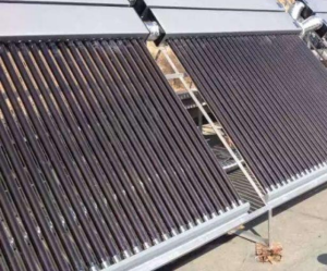 Solar evacuated tube air heating collectors